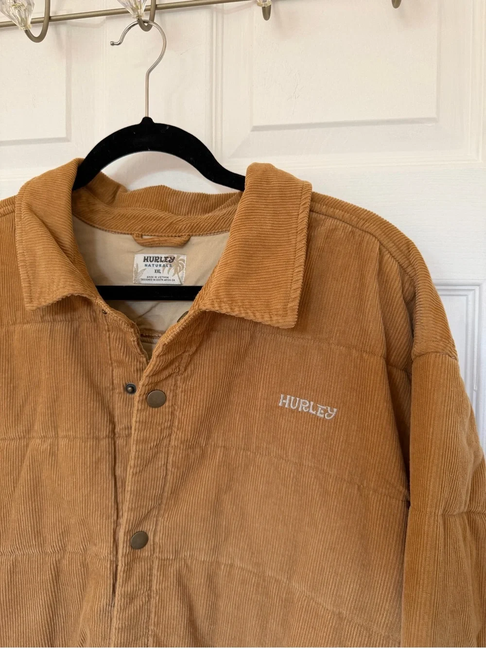 Hurley Men's Whaletale Corduroy Quilted Jacket in Caramel